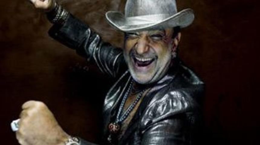 D&uuml;nya sosyetesinin DJ'i Claude Challe İzmir'de