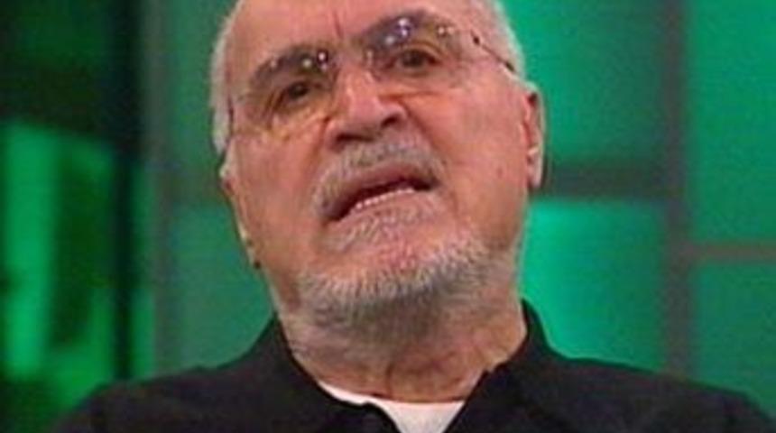 Melih G&ouml;k&ccedil;ek'ten, Hıncal Ulu&ccedil;'a ilgin&ccedil; cevap