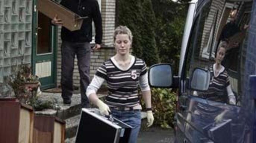 Alman anne 5 &ccedil;ocuğunu &ouml;ld&uuml;rmekle su&ccedil;lanıyor