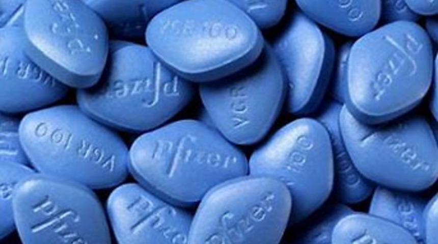 Sınırda bayramlaşmada Viagra şoku