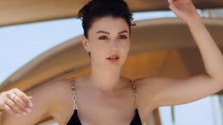 Ruhun Duymaz'ın Ece'si Burcu Özberk başını örtüp paylaştı