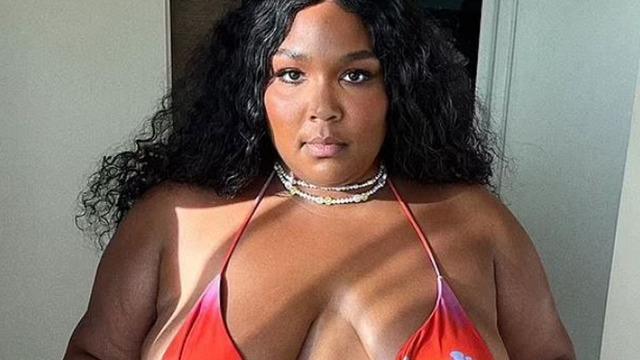 Şarkıcı Lizzo hakkında olay dava! Müstehcen cinsel fanteziler, baskı ve dahası...