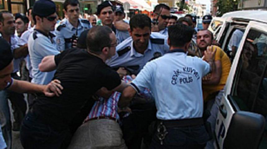 Sivas'ta silahlı kavga: 2 &ouml;l&uuml;, 3 yaralı