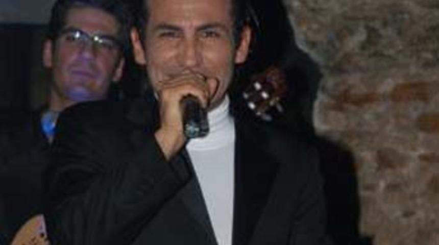 "Ferhat benim eğitimli Nazire olmamı istedi"