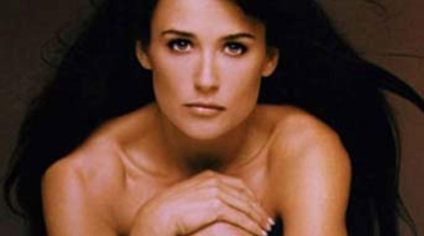 Moore'un &ccedil;ıplak fotoğraflara 1 milyon $