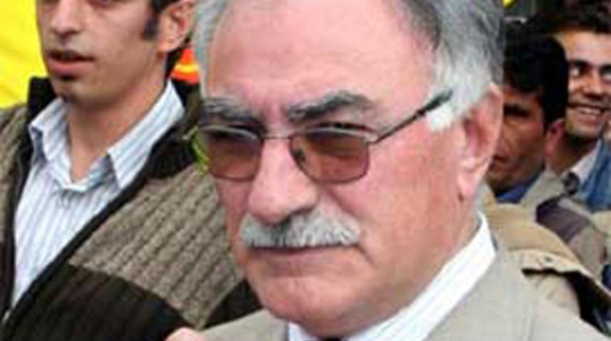 &Ouml;calan'a 'sayın' diyen DTP'liye hapis