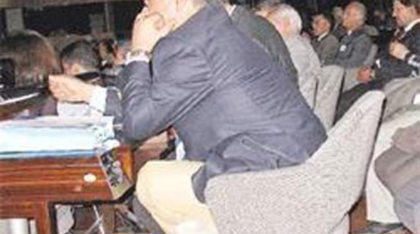 Bağdaş kuran k&uuml;lt&uuml;r m&uuml;d&uuml;r&uuml; a&ccedil;ığa alındı