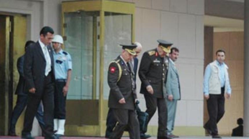 Zirveden "g&uuml;&ccedil;l&uuml; tedbir" mesajı