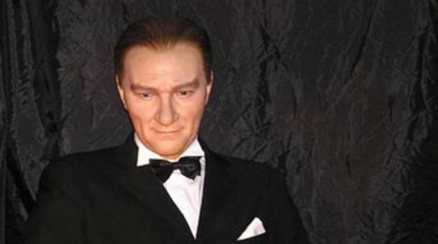 D&uuml;nyanın 47 &uuml;nl&uuml;s&uuml; Samsun'da sergileniyor