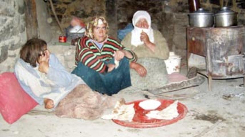 Zihinsel &ouml;z&uuml;rl&uuml; 3 kadının dramı