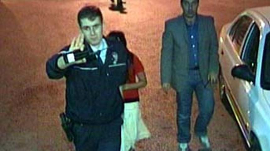 "Babam bana uyuşturucu sattırıyor"