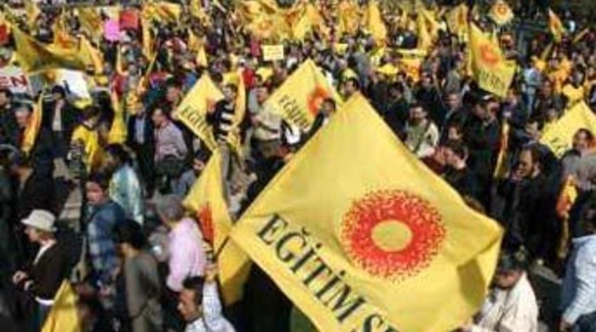 &Ouml;ğretmenler 18 Aralık'ta alanlarda