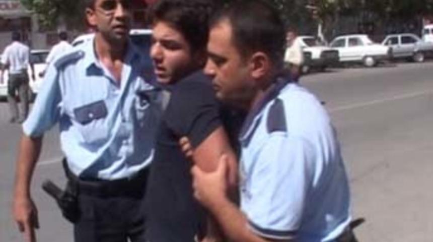 Hastanede silahlı &ccedil;atışma: 2 &ouml;l&uuml;