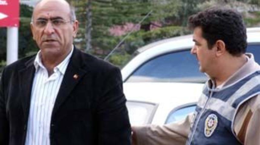 R&uuml;şvet alan m&uuml;fettiş faka bastı