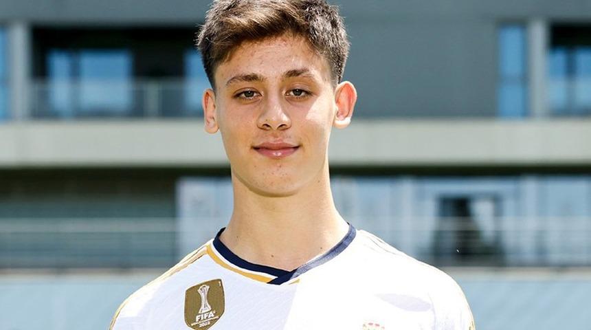 Carlo Ancelotti'den Arda Güler için dikkat çeken sözler! 'En kötü ihtimalle 1 ay sürer!', 'O, 18 yaşındaki bir uzaylı!'