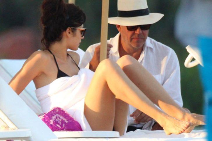 Bond kızı yine çok seksi! G1