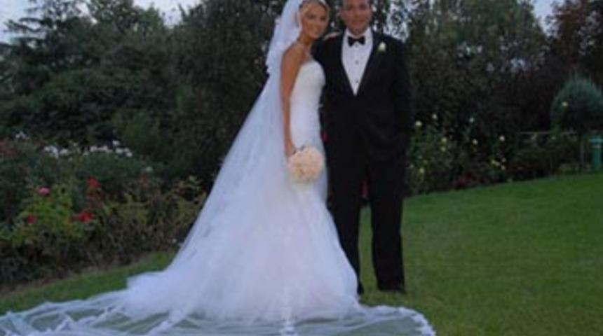 "Balayında saatlerce ağladım"