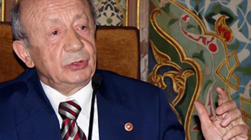 T&uuml;rk'&uuml;n kapısına "&ouml;leceksin" notu