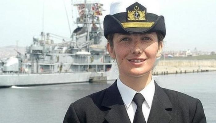 GÖKÇEN FIRAT KİMDİR, kaç yaşında, nereli? İlk kadın amiral Gökçen Fırat hangi görevlerde bulundu?
