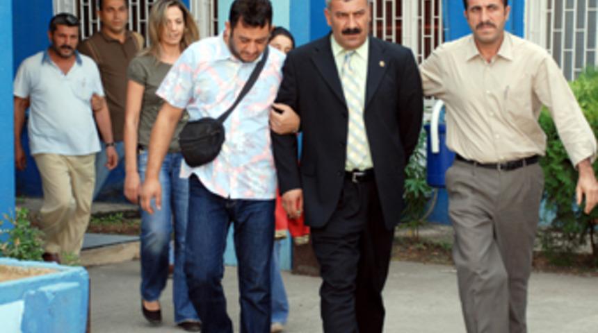 DTP'li 5 belediye başkanı g&ouml;zaltına alındı