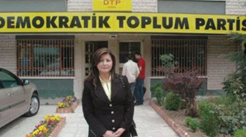 Nil Demirkazık kocasının soyadı için dava açtı