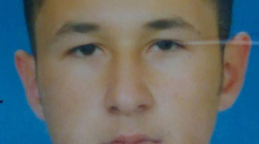 Yolcu otob&uuml;s&uuml; kamyona &ccedil;arptı: 1 &ouml;l&uuml;