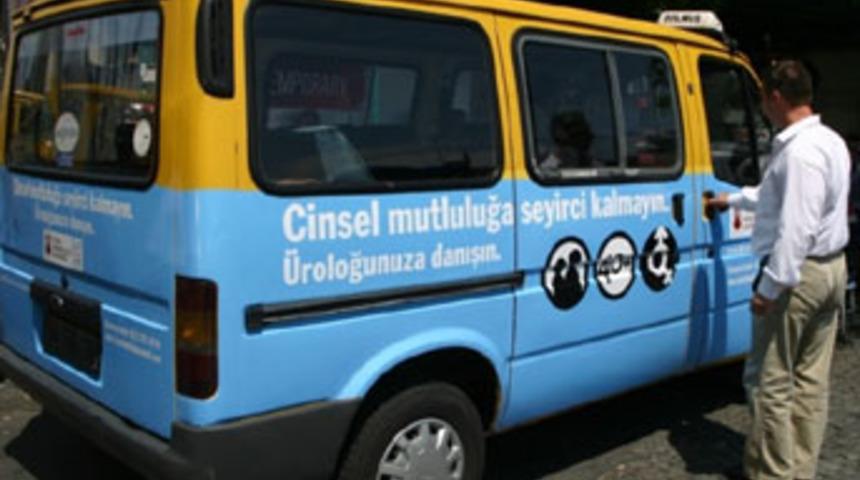 Mavi dolmuşlar cinsel mutluluğun izinde