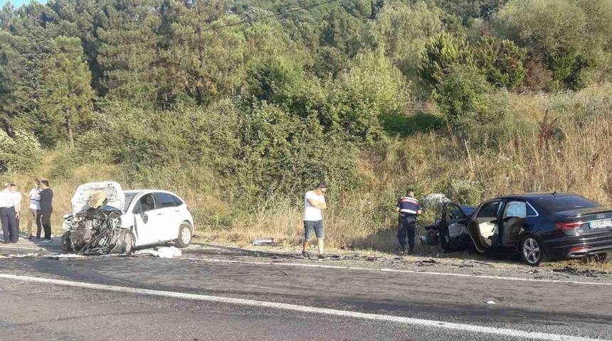 Yalova'da zincirleme trafik kazası: 2 ölü, 5 yaralı!