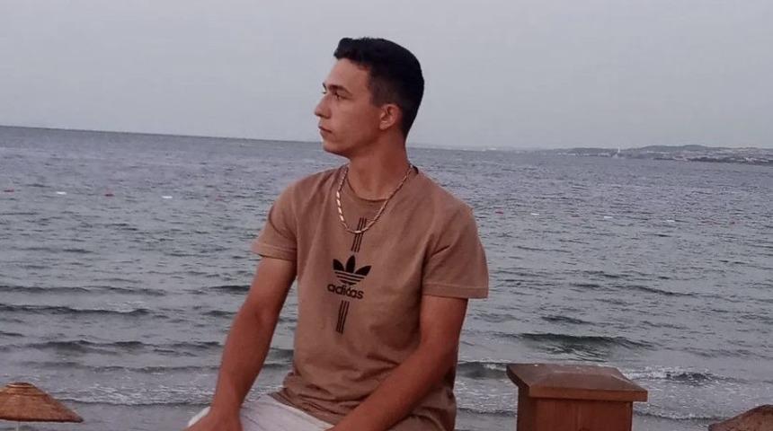 Çanakkale’de 17 yaşındaki genç av tüfeğiyle yaşamına son verdi