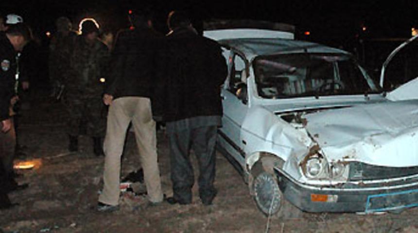 Van'da trafik kazası: 5 &ouml;l&uuml;