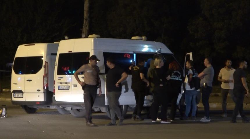 Muş’ta şüpheli paket fünye ile patlatıldı