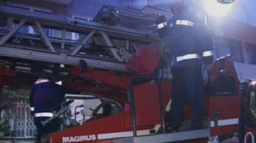 Alzheimer hastası yangında &ouml;ld&uuml;