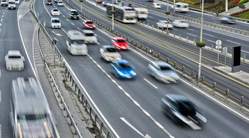 5,4 milyondan sadece 98 bini kusursuz! Yola çıkan otomobillerin 1,4 milyonu alarm veriyor