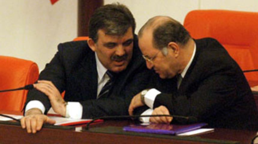 G&uuml;l, yargılanmaya sıcak bakıyor