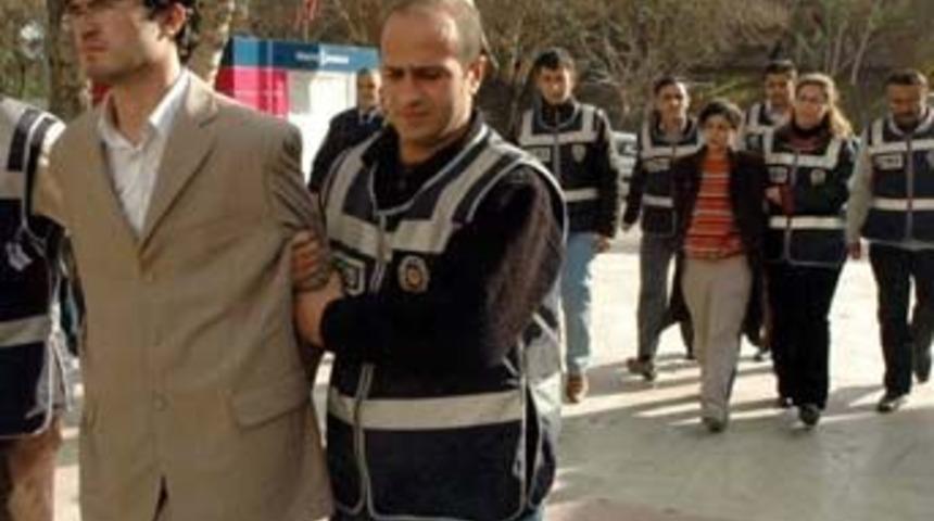 "Kalitesiz fahişe" lafı cinayetle sonu&ccedil;landı