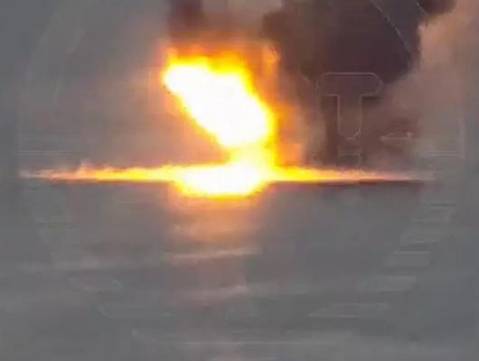 Rus savaş gemisi Karadeniz'de vuruldu!