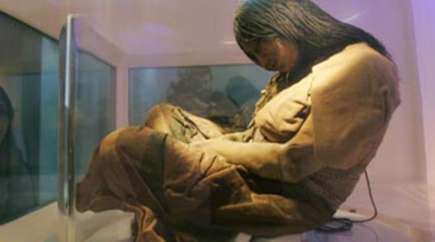 500 yıldır b&ouml;yle oturuyor