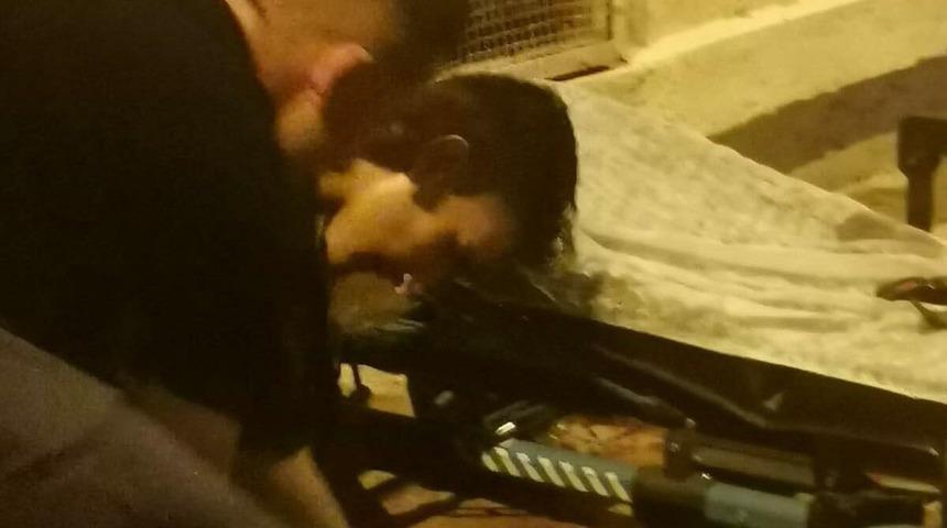 Biri 16, biri 17, diğeri 19 yaşında... Kavga kanlı bitti! Kardeşini bıçakla yaralayanı öldürdü