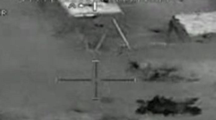 Apache helikopterleri ile direniş&ccedil;i avı