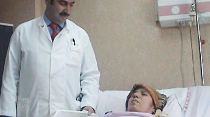 Safra kesesinden 2 bin 890 taş &ccedil;ıktı