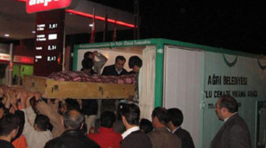 Trafik kazasından 25 g&uuml;n sonra cesedi bulundu