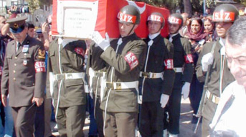 Ter&ouml;re bir ayda 42 can