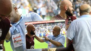 Adana Demirspor Başkanı Murat Sancak'tan Cluj maçı sonrası saha içinde transfer! Seni alacağız