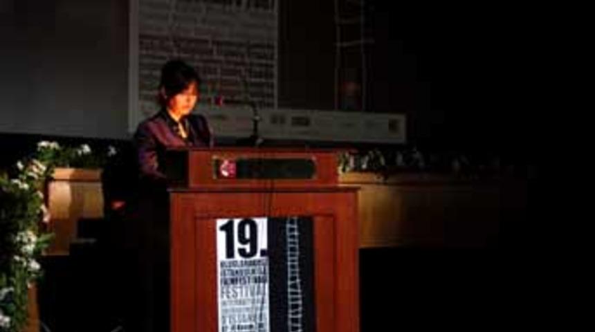 D&uuml;nyanın kısaları İstanbul'da