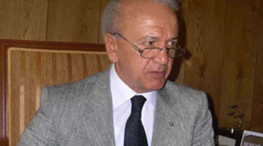 CD'den okutulan İstiklal Marşı valiyi kızdırdı