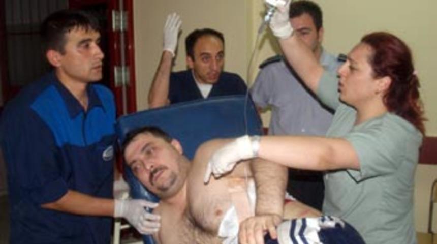 Usta-&ccedil;ırak kavgasında kan d&ouml;k&uuml;ld&uuml;