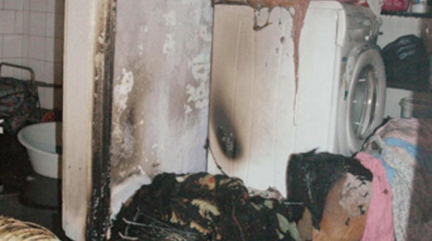 Çamaşır makinesi patladı