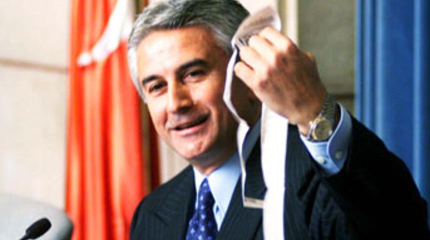 'Tenis arkadaşlarımla geldim, bağımsız adayım'