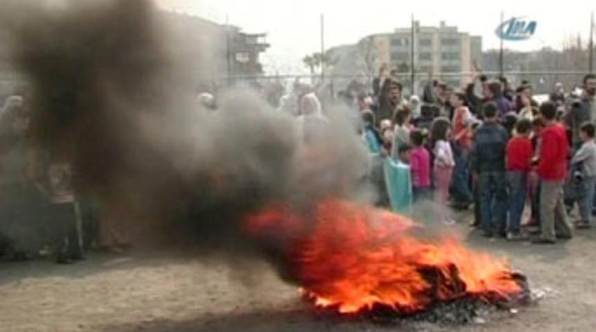 PKK lehine slogan atılan g&ouml;steride gerginlik
