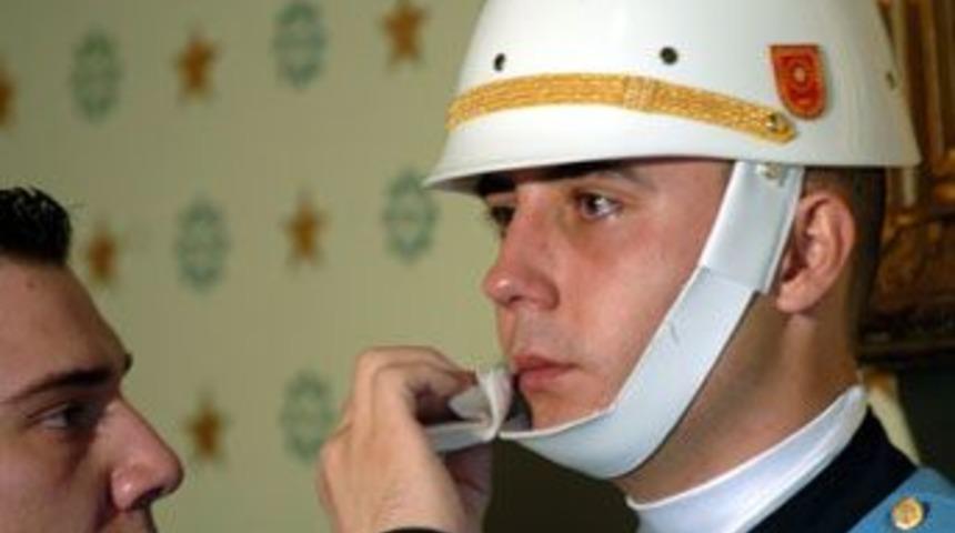 Ata'yı sevgi ve &ouml;zlemle andık